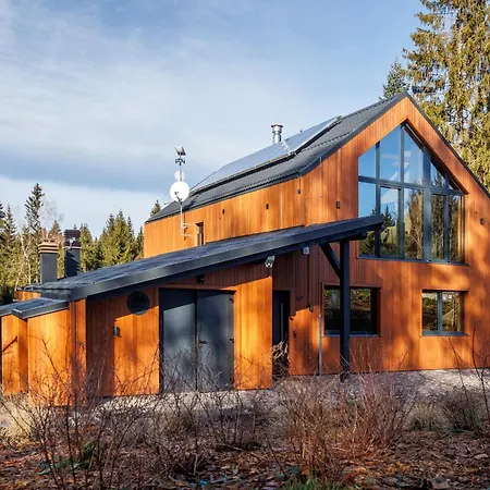 Valera Forest House Hlevci