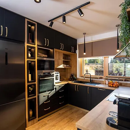 Vila Valera Forest House *