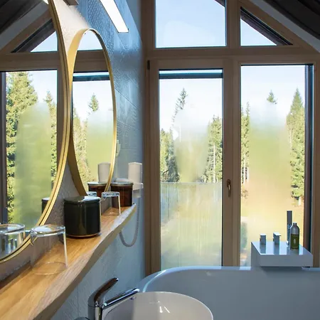 Villa Valera Forest House *