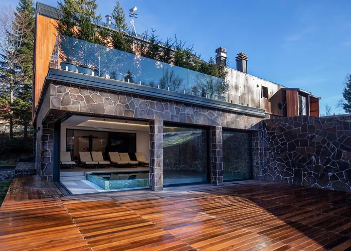 Valera Forest House Hlevci