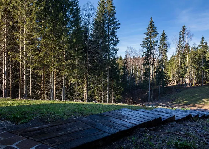 Valera Forest House *